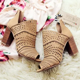 Arizona Lace Booties