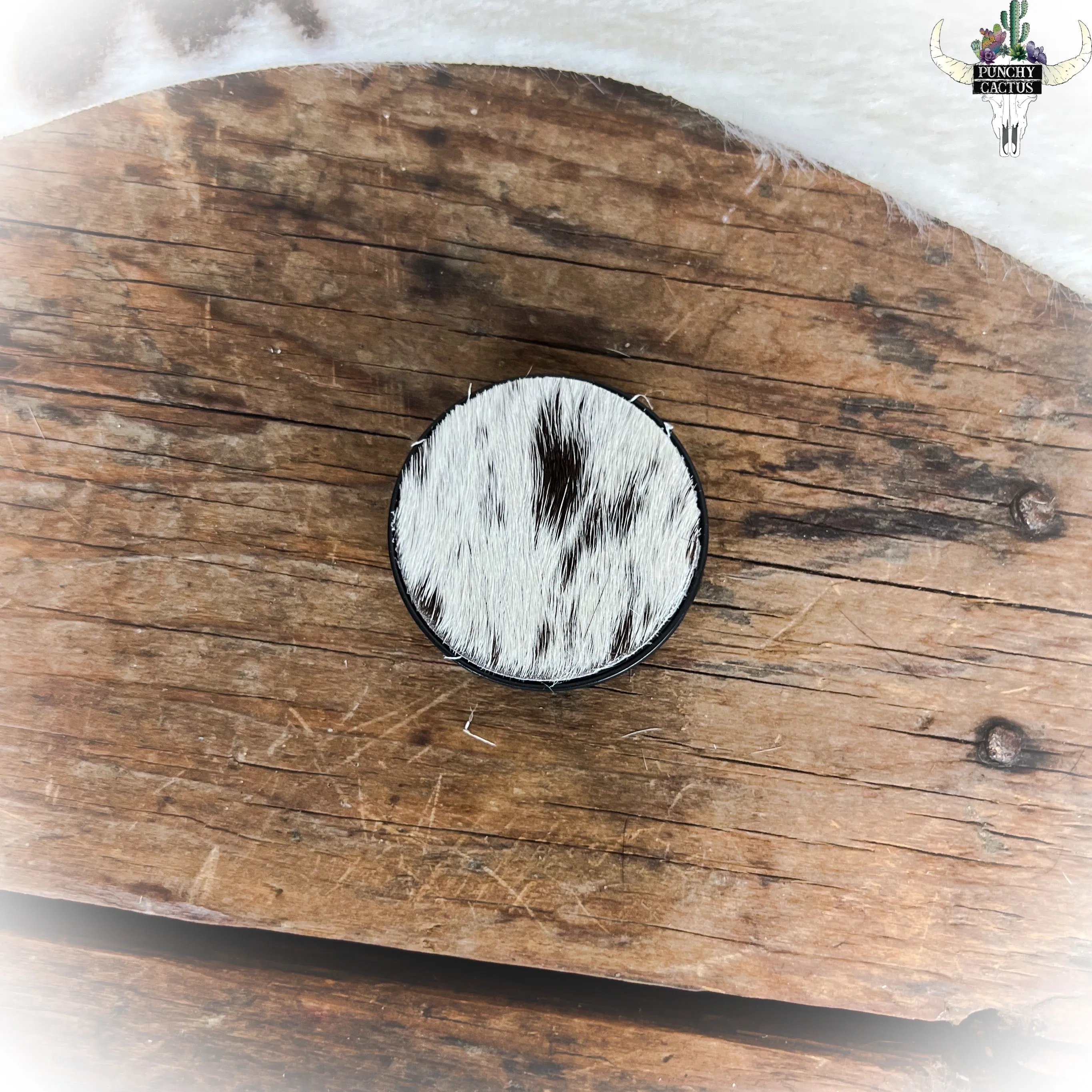 Cowhide Phone Socket - B&W
