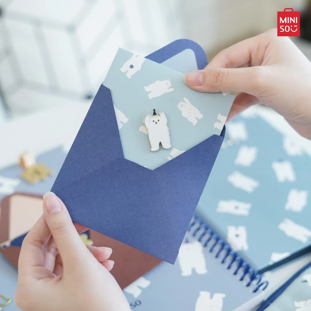 MINISO Little Bear Series Greeting Card Set - with Pin
