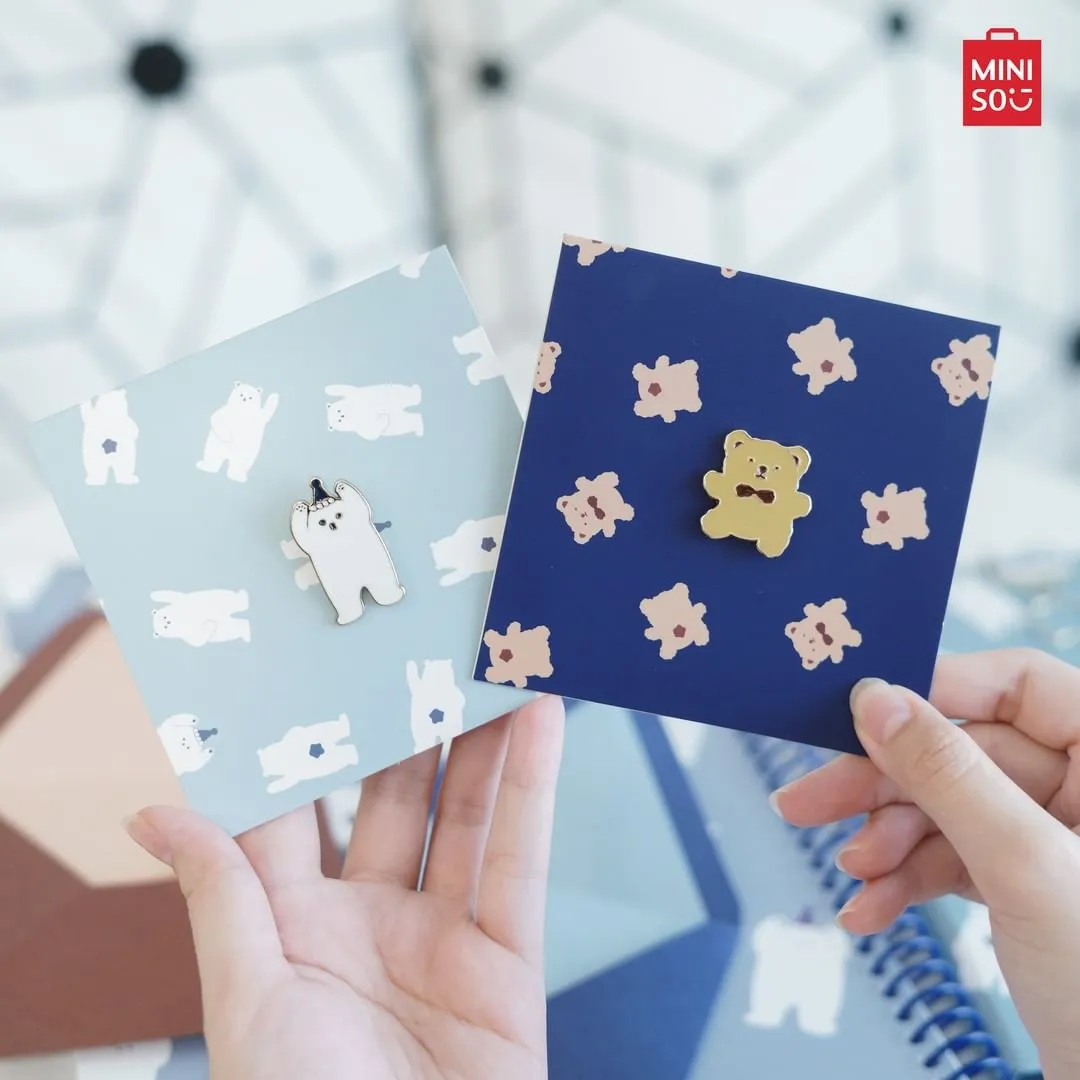 MINISO Little Bear Series Greeting Card Set - with Pin