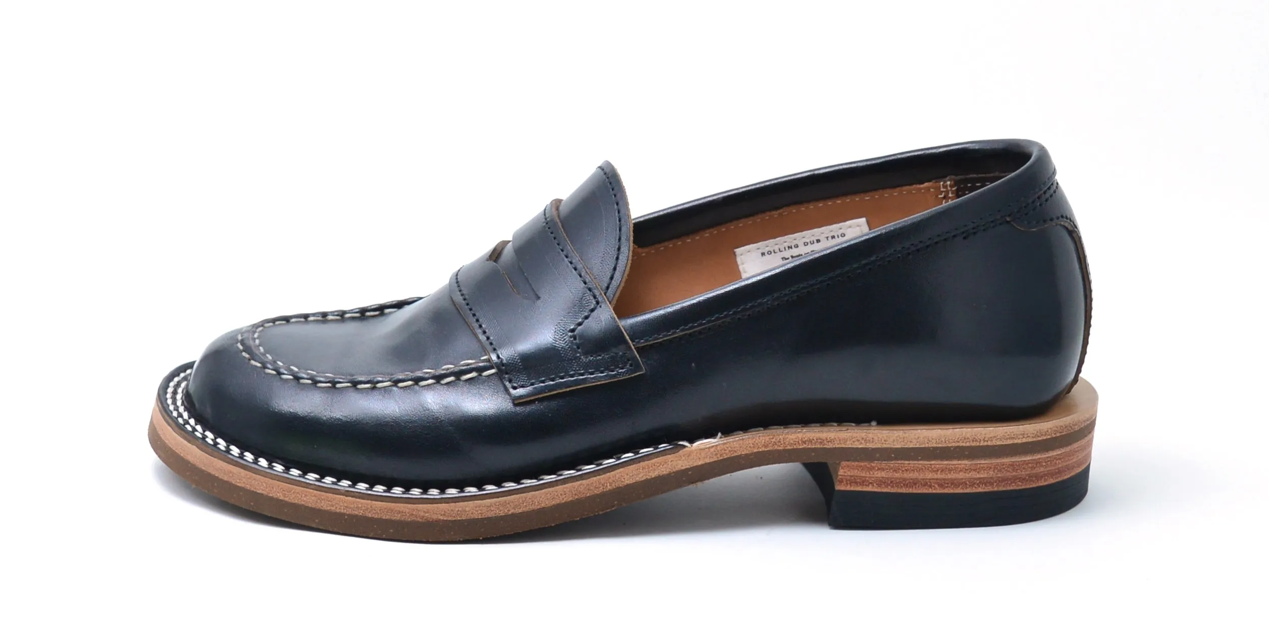 ROOTS C LOAFER