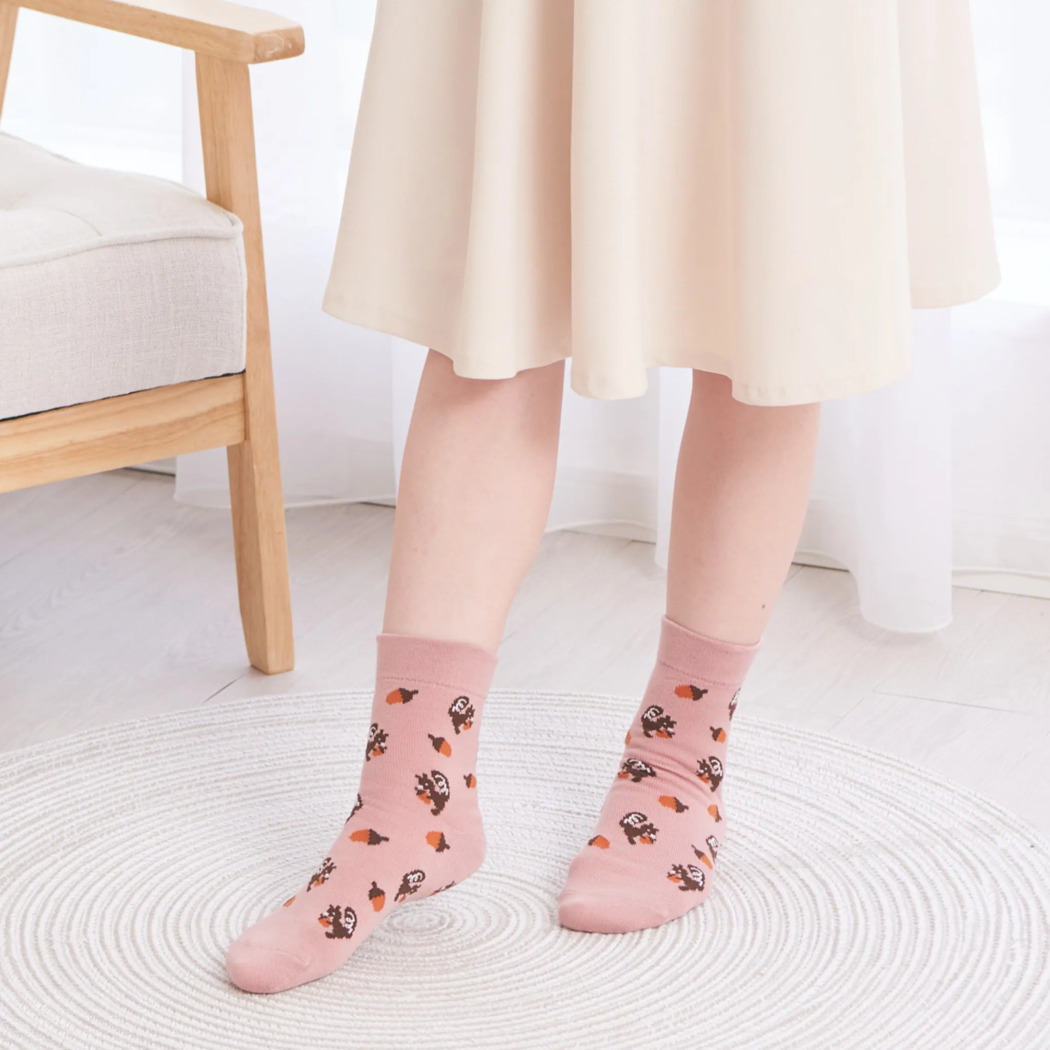 Smooth-heel socks double-layer wool blend [Squirrels] - 662