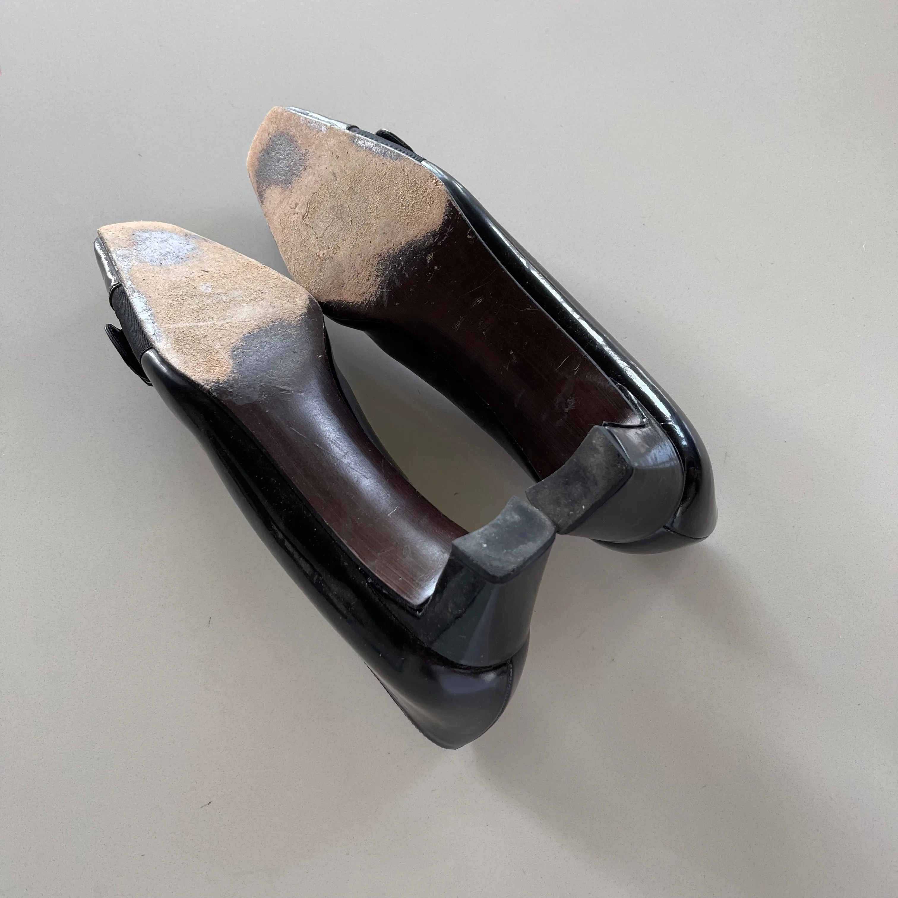 Vintage 80’s 90’s Stuart Weitzman Pumps
