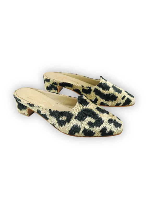 Women's Clementine Velvet Mules